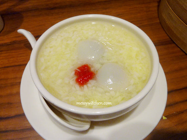 Sesame Mochi In Sweet Rice Wine Soup (Hot) @ Din Tai Fung, Shin Kong Mitsukoshi Nanxi, Taipei